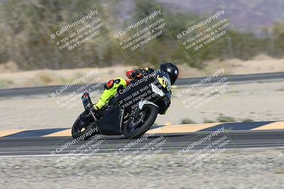 media/Oct-30-2025-Racers Edge (Thu) [[dabbdaf680]]/3-B Group/Session 5 (Turn 6)/